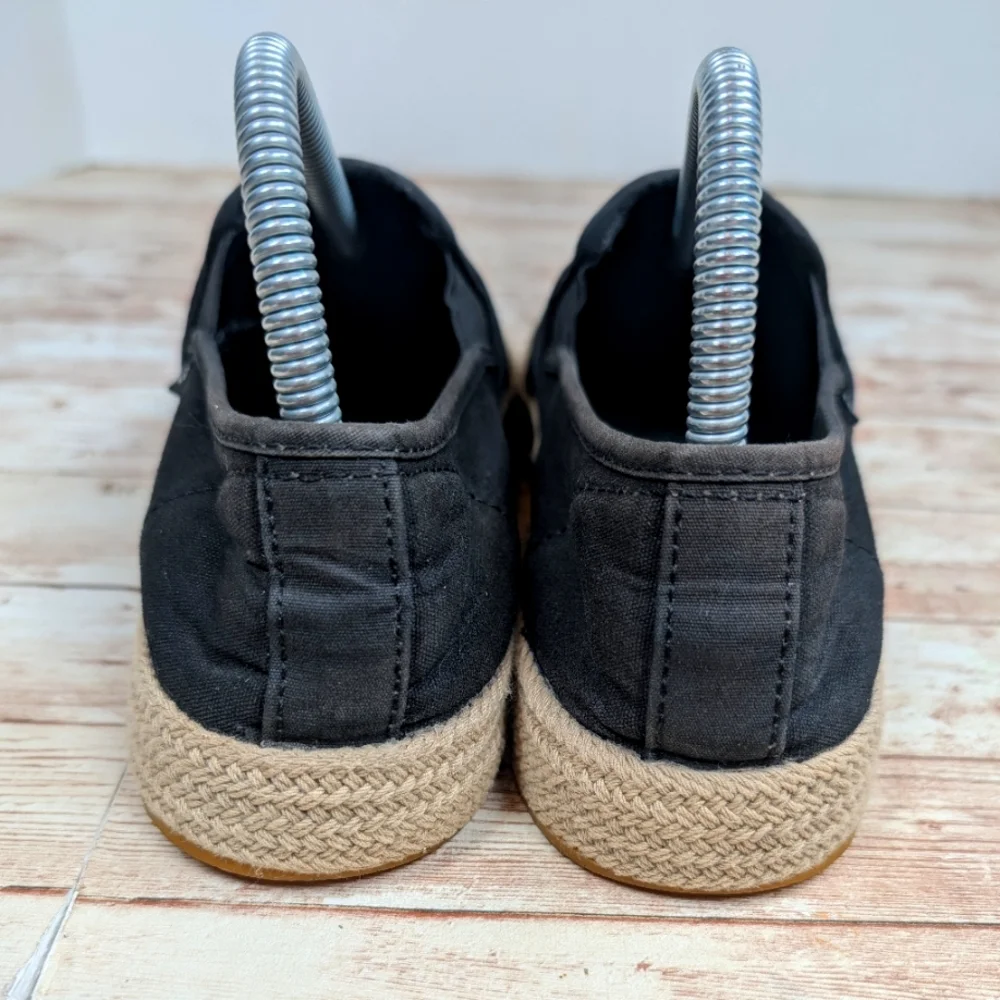 Ugg Slip on Espadrille Canvas Shoes Black Tan Women's Size 8